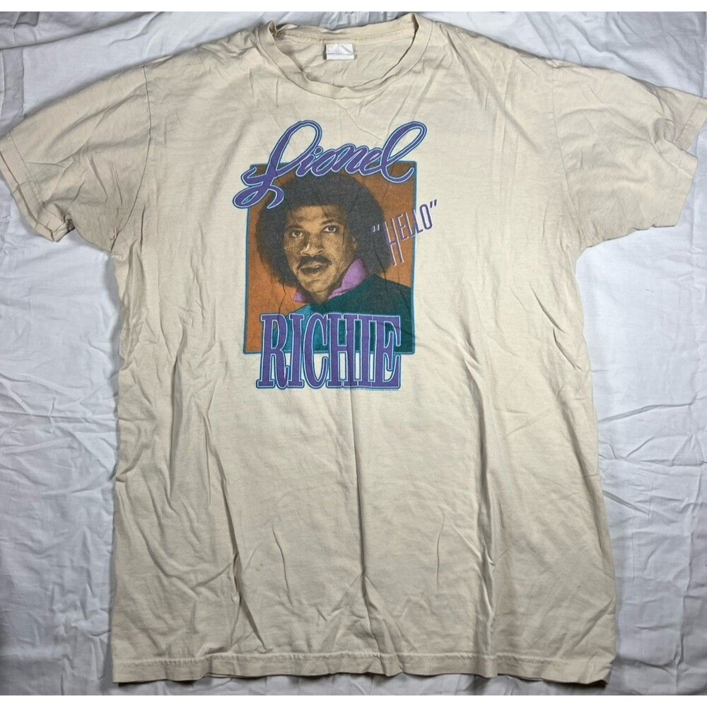 Vintage Bay Island Lionel Richie XL T Shirt  “Hello”